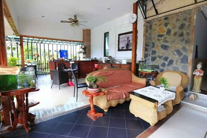 Imagen de los interiores del Hotel Platinum Place. Foto 35
