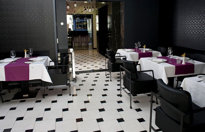 Imagen del bar/restaurante del Hotel Platinum Residence Boutique. Foto 4