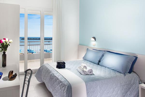 Imagen de la habitación del Hotel Platinum, Rimini. Foto 3