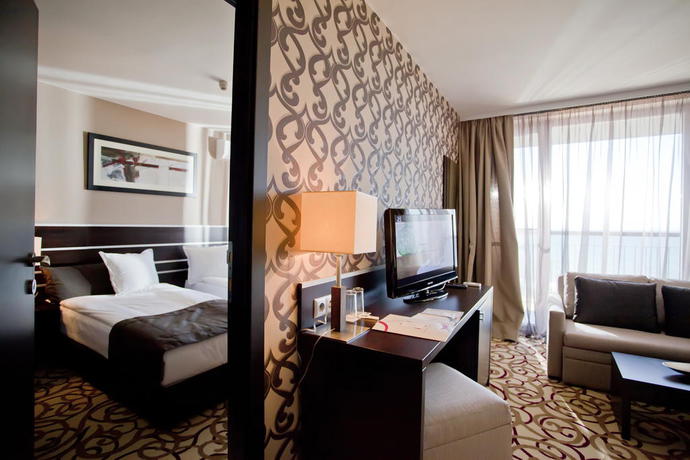 Imagen de la habitación del Hotel Platinum and Casino. Foto 8