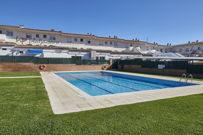 Imagen de la piscina del Hotel Platja D'aro. Foto 11