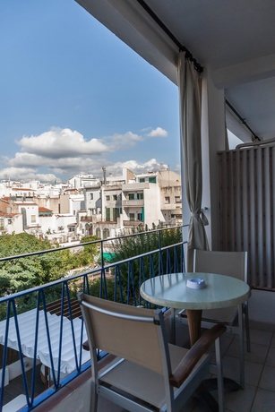 Imagen de la habitación del Hotel Platjador. Foto 10