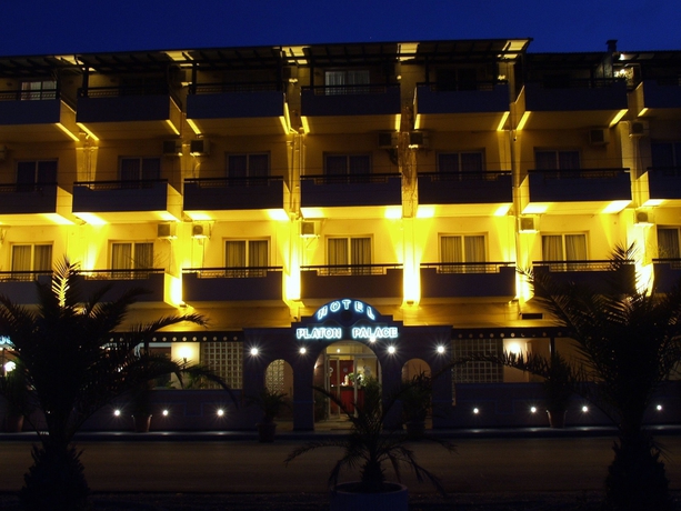 Imagen general del Hotel Platon Beach. Foto 3