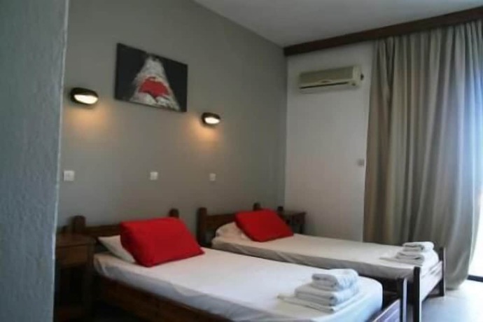 Imagen de la habitación del Hotel Platon, Rodas. Foto 15