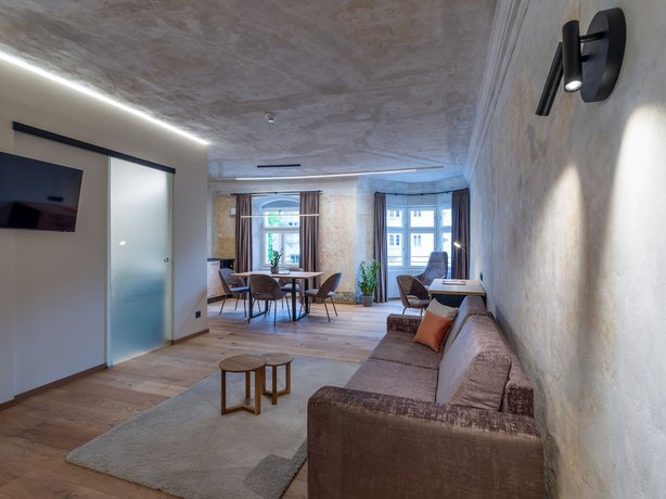 Imagen de la habitación del Hotel Platzhirsch Kufstein. Foto 3