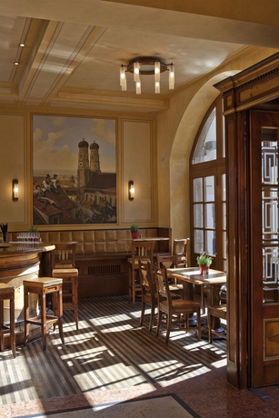 Imagen del bar/restaurante del Hotel Platzl, Munich. Foto 4