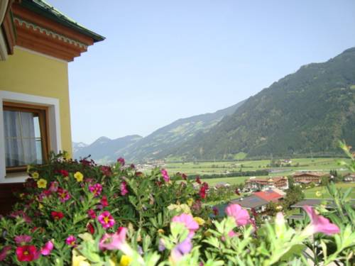 Imagen de la habitación del Hotel Platzlhof - Mein Im Zillertal. Foto 8