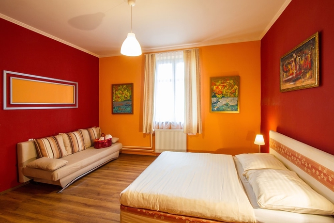 Imagen de la habitación del Hotel Plauter K&uacute;ria. Foto 6