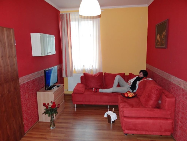 Imagen de la habitación del Hotel Plauter K&uacute;ria. Foto 11