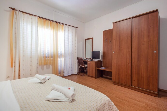 Imagen de la habitación del Hotel Plava Laguna. Foto 18