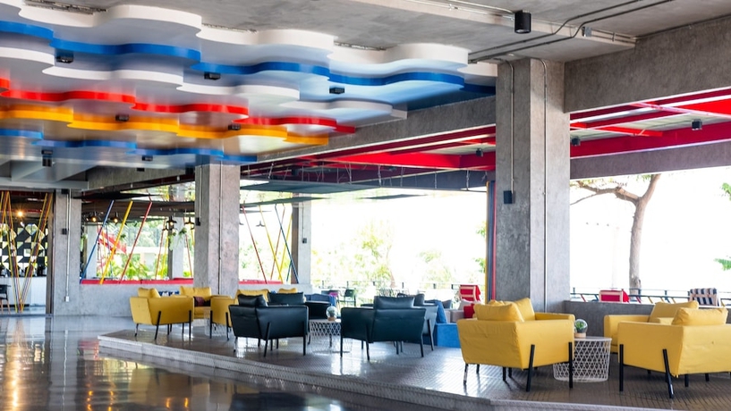 Imagen de los interiores del Hotel Play Phala Beach Rayong. Foto 19