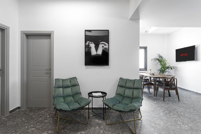 Imagen de los interiores del Hotel Play Theatrou Athens. Foto 10