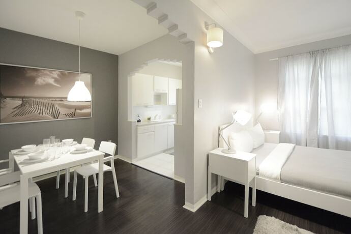 Imagen general del Hotel Playa Apartments. Foto 11
