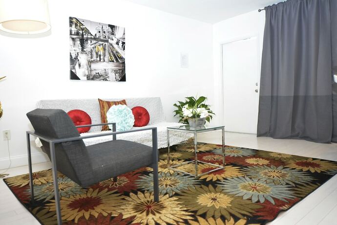 Imagen de la habitación del Hotel Playa Apartments. Foto 16