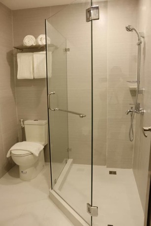 Imagen general del Hotel Playa Azul Baler. Foto 2