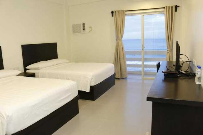 Imagen de la habitación del Hotel Playa Azul Baler. Foto 18