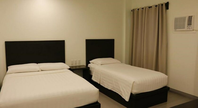 Imagen de la habitación del Hotel Playa Azul Baler. Foto 30