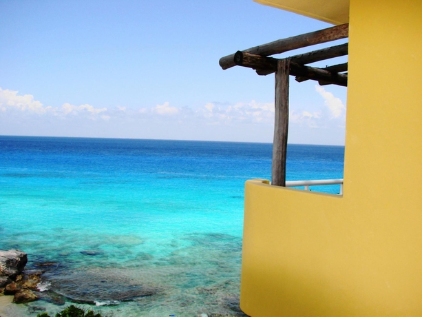 Imagen de los exteriores del Hotel Playa Azul Cozumel. Foto 7