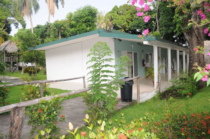 Imagen de la habitación del Hotel Playa Azul. Foto 9