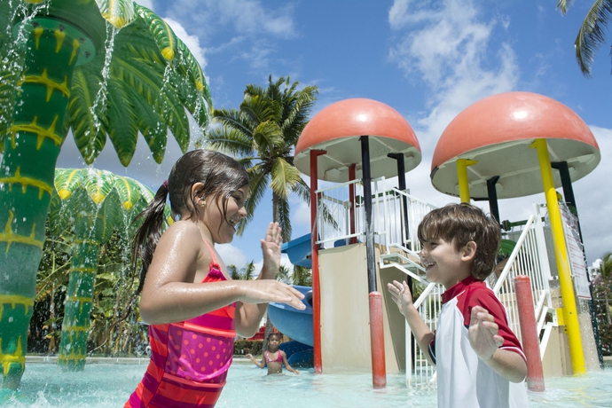 Imagen de la piscina del Hotel Playa Blanca Beach Resort - All Inclusive. Foto 13