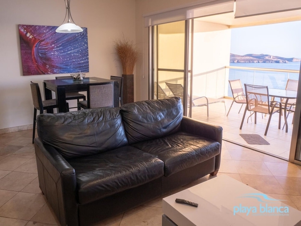 Imagen de la habitación del Hotel Playa Blanca Premier Resort I. Foto 9