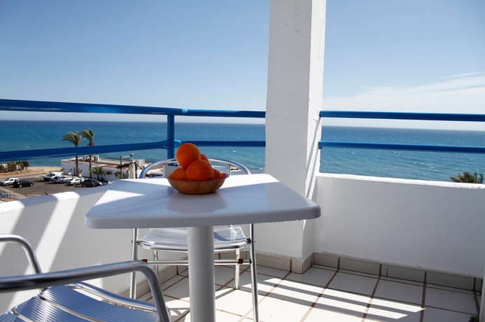 Imagen de los exteriores del Hotel Playa Bocaina. Foto 6