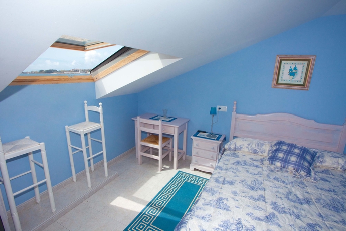 Imagen de la habitación del Hotel Playa, Cangas de Morrazo. Foto 7