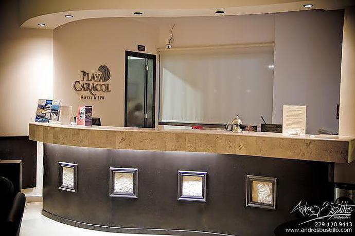 Imagen de los interiores del Hotel Playa Caracol. Foto 15