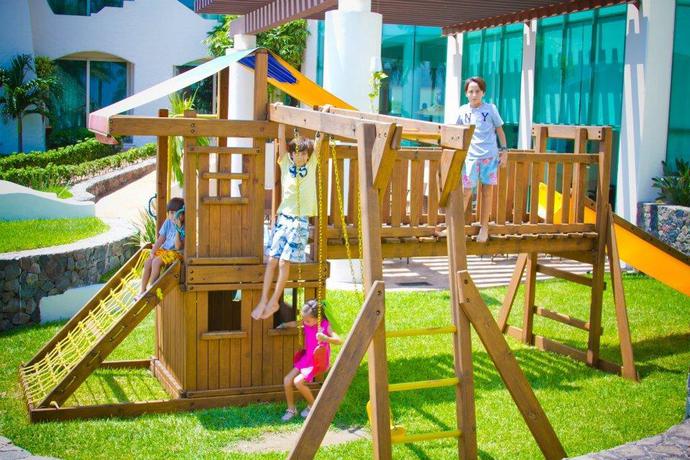 Imagen de los exteriores del Hotel Playa Caracol. Foto 14