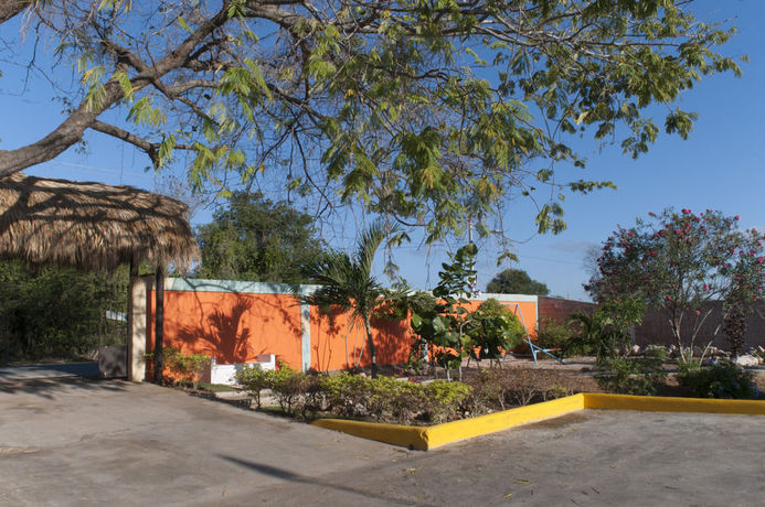 Imagen del bar/restaurante del Hotel Playa Catalina. Foto 5