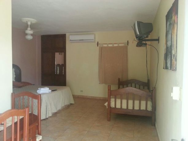 Imagen de la habitación del Hotel Playa Catalina. Foto 10