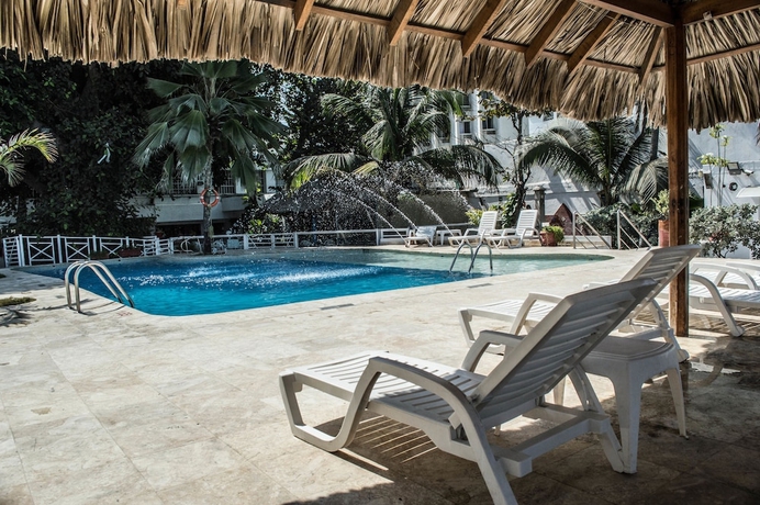 Imagen general del Hotel Playa Club. Foto 1