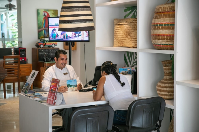 Imagen de los interiores del Hotel Playa Club. Foto 19