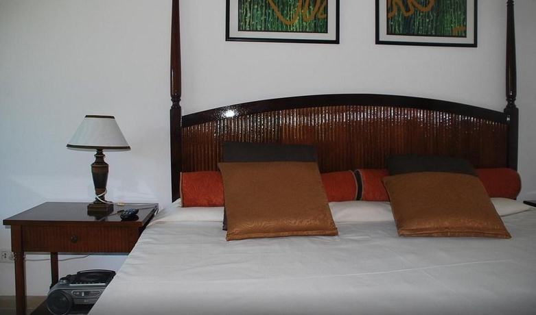 Imagen general del Hotel Playa Coco. Foto 4