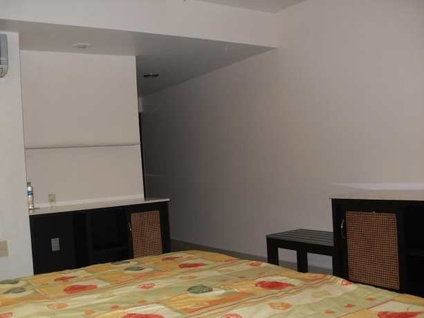 Imagen de la habitación del Hotel Playa Cristal. Foto 8