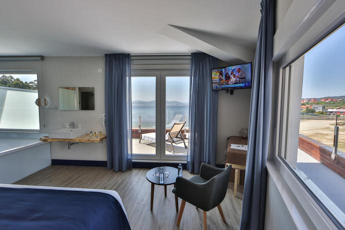 Imagen general del Hotel Playa De Camariñas. Foto 6