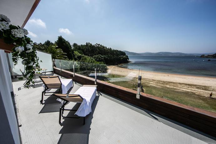 Imagen general del Hotel Playa De Camariñas. Foto 8