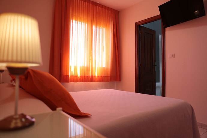 Imagen general del Hotel Playa De Las Catedrales. Foto 4