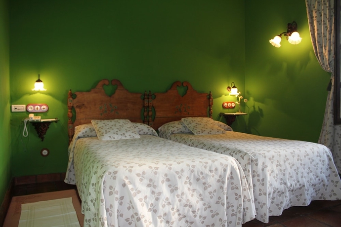 Imagen de la habitación del Hotel Playa De Las Llanas. Foto 10