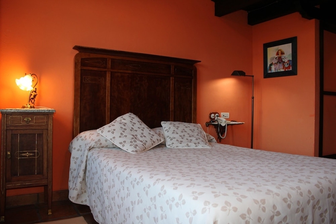 Imagen de la habitación del Hotel Playa De Las Llanas. Foto 14