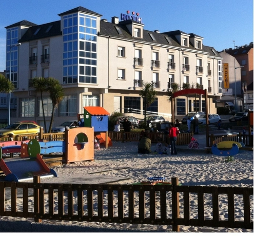 Imagen general del Hotel Playa De Laxe. Foto 10