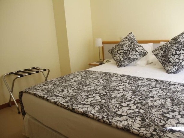 Imagen de la habitación del Hotel Playa De Merón. Foto 11