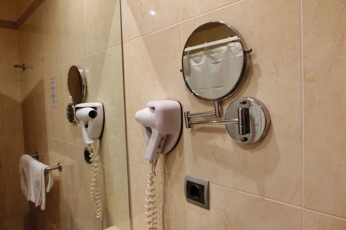 Imagen de la habitación del Hotel Playa De Valdelagrana. Foto 14