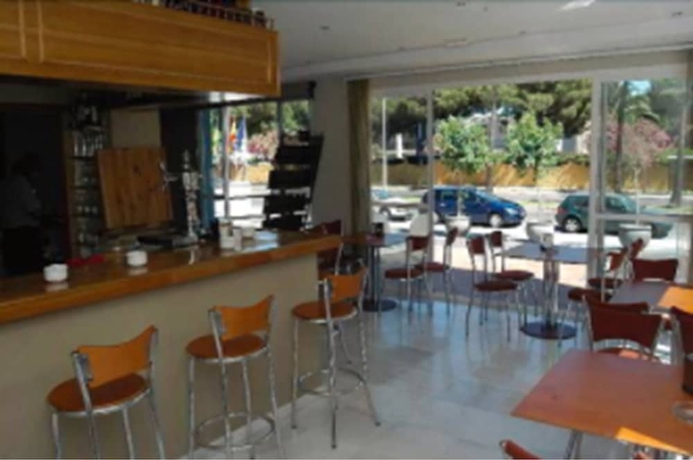 Imagen del bar/restaurante del Hotel Playa De Valdelagrana. Foto 4