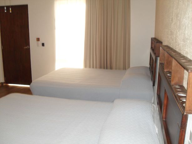 Imagen de la habitación del Hotel Playa Del Rey. Foto 6