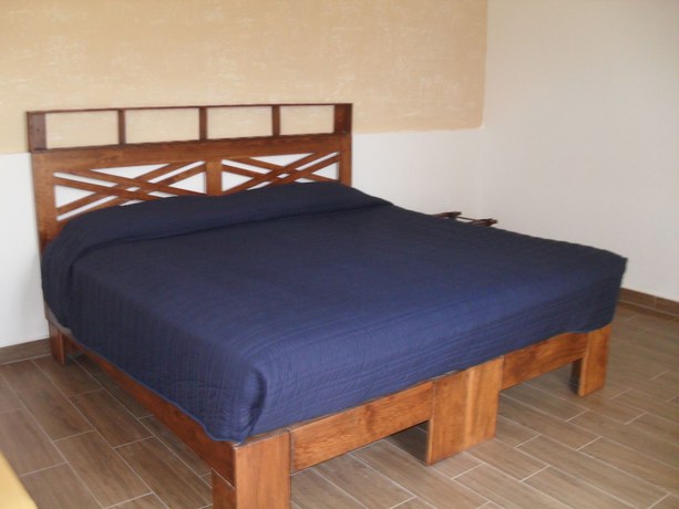 Imagen de la habitación del Hotel Playa Del Rey. Foto 10