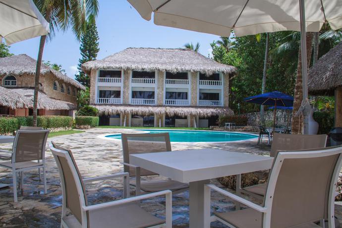 Imagen general del Hotel Playa Esmeralda Resort. Foto 5