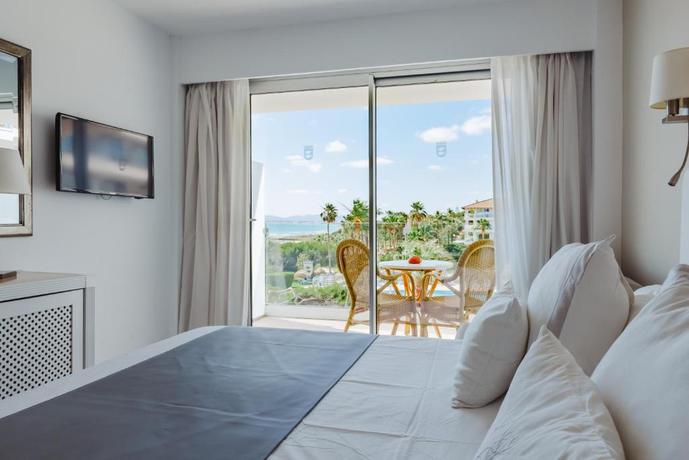 Imagen general del Hotel Playa Esperanza Resort. Foto 13