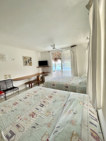 Imagen de la habitación del Hotel Playa Fandango. Foto 8
