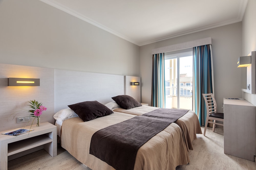 Imagen de la habitación del Hotel Playa Garden Selection Hotel and Spa. Foto 4